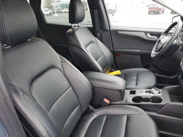 Used 2025 Ford Escape Platinum image 27