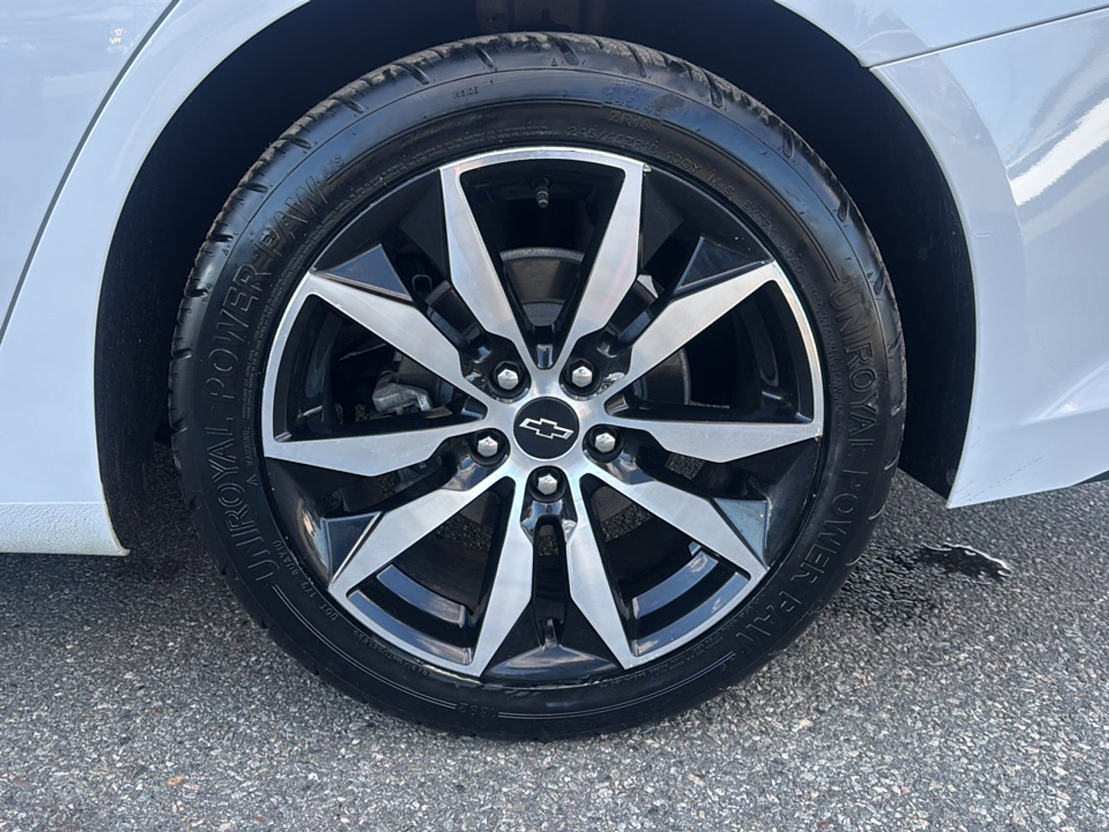 Used 2021 Chevrolet Malibu RS image 37