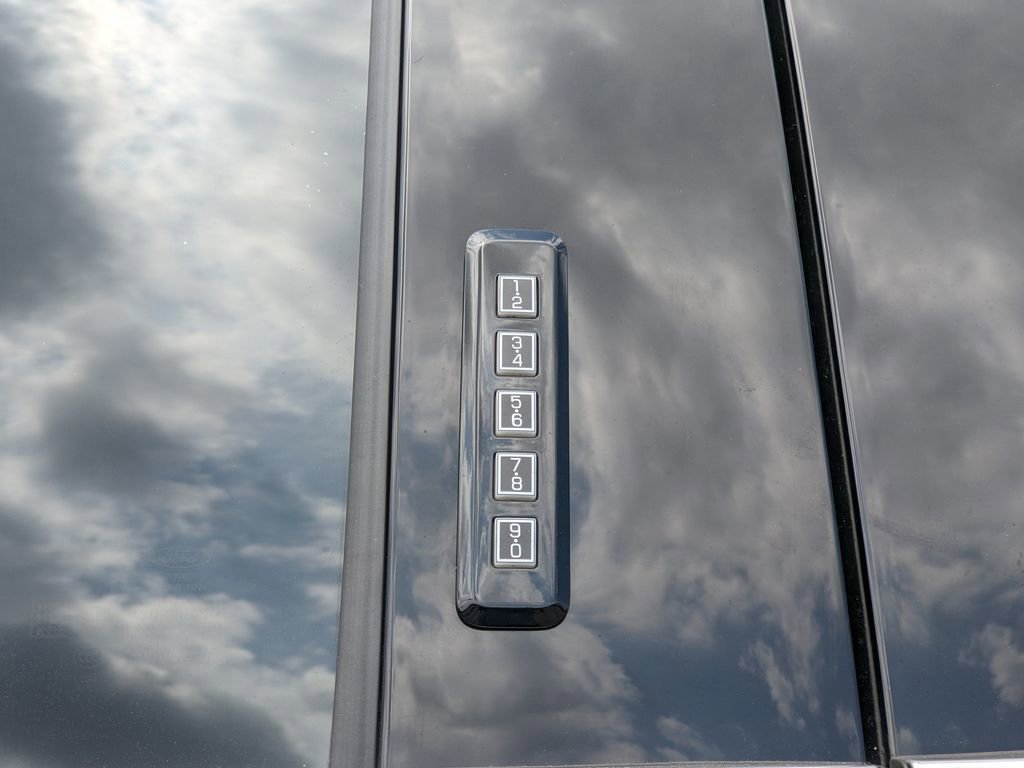 Used 2024 Ford F150 Lariat w/ Equipment Group 502A High image 30