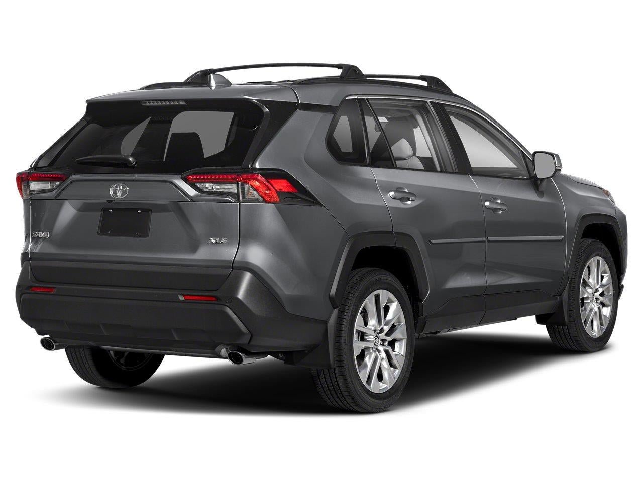 Used 2025 Toyota RAV4 XLE AWD/4WD image 2