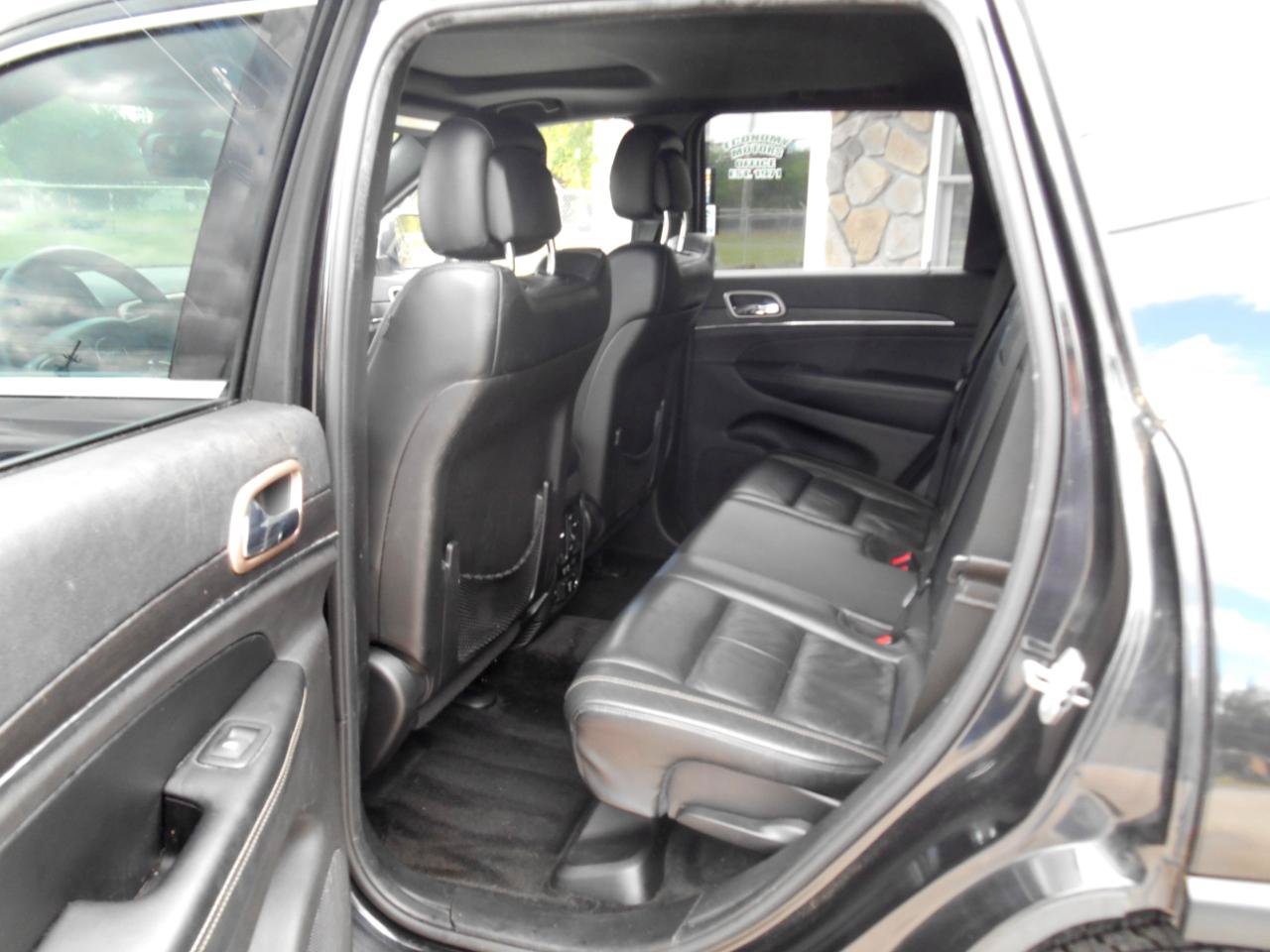 Used 2015 Jeep Grand Cherokee Limited AWD/4WD image 8