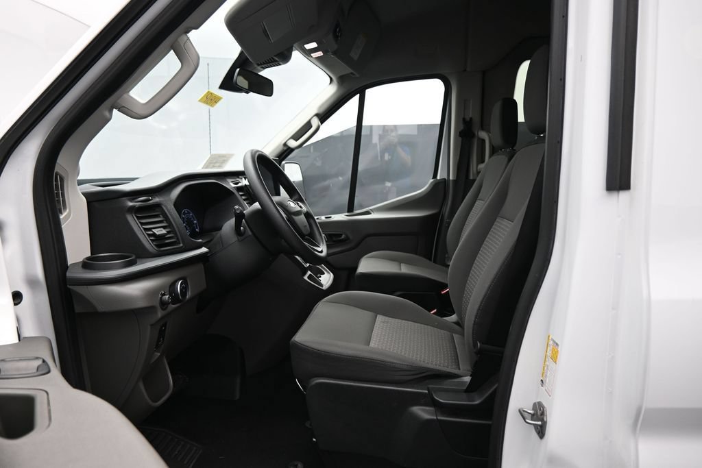 Used 2025 Ford Transit 350 XLT RWD image 9