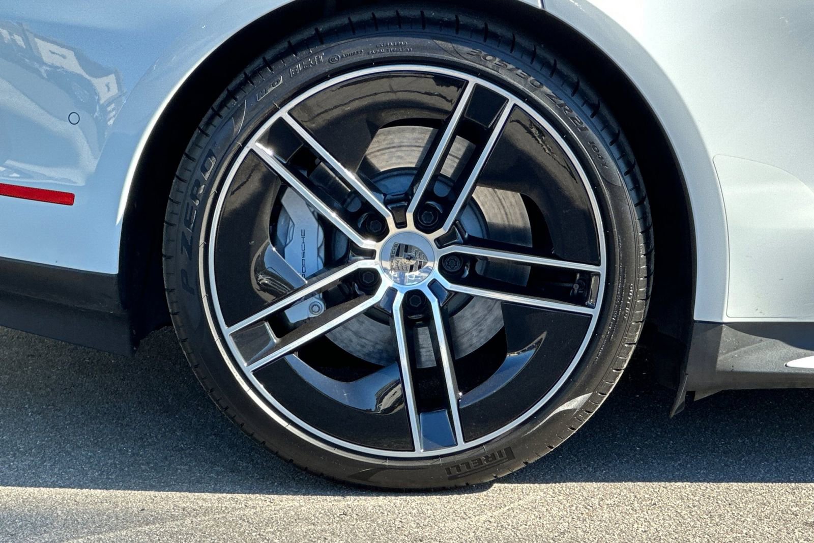 Certified 2025 Porsche Taycan Turbo image 43