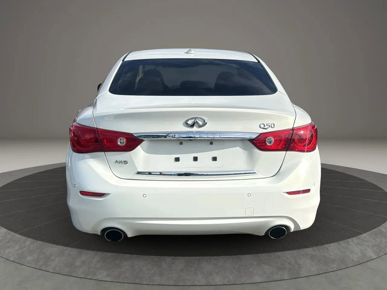 Used 2015 INFINITI Q50 Premium w/ Deluxe Touring Package AWD/4WD image 6