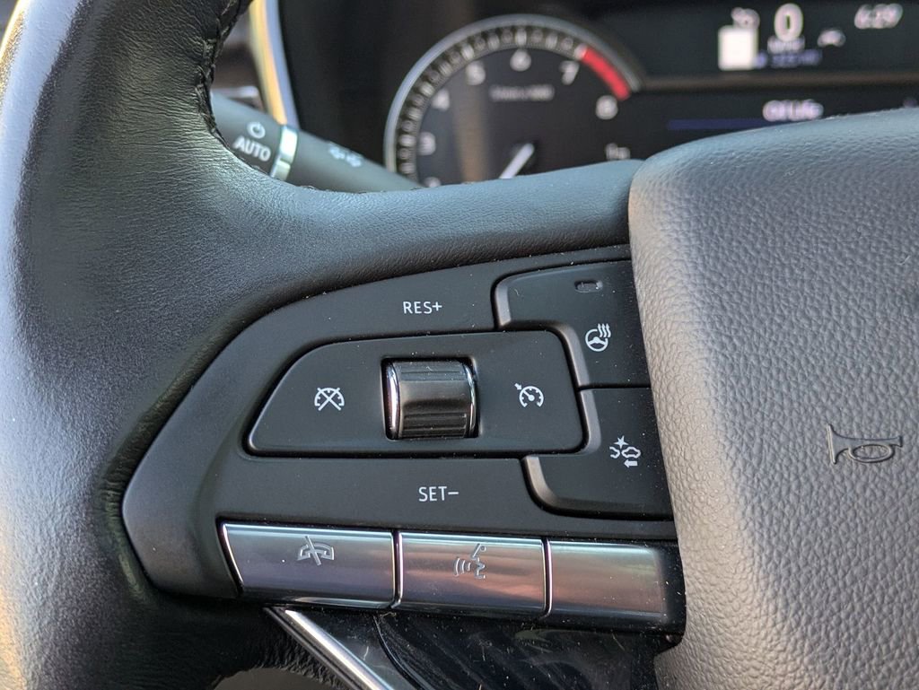 Used 2024 Cadillac XT6 Premium Luxury image 16