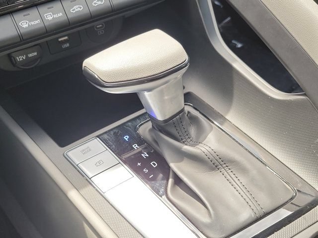 Used 2024 Hyundai Elantra SEL FWD image 22