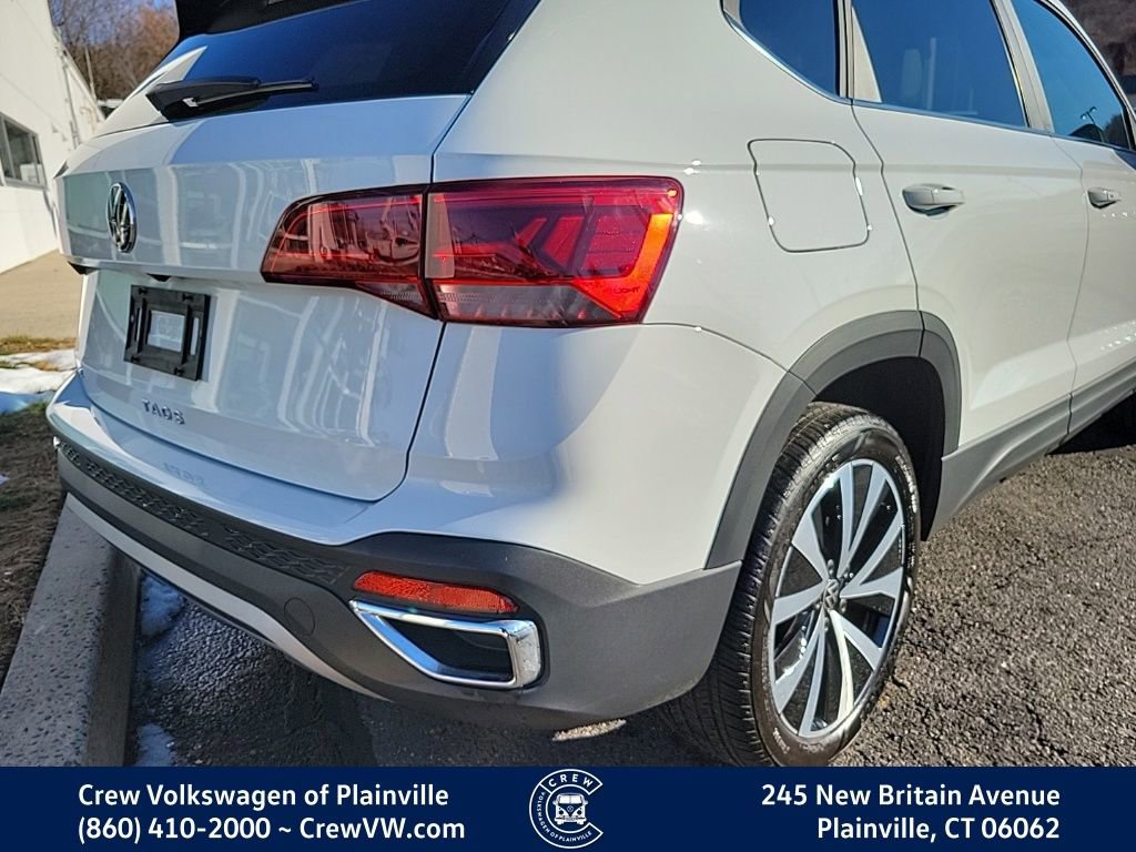 Certified 2023 Volkswagen Taos SE image 31