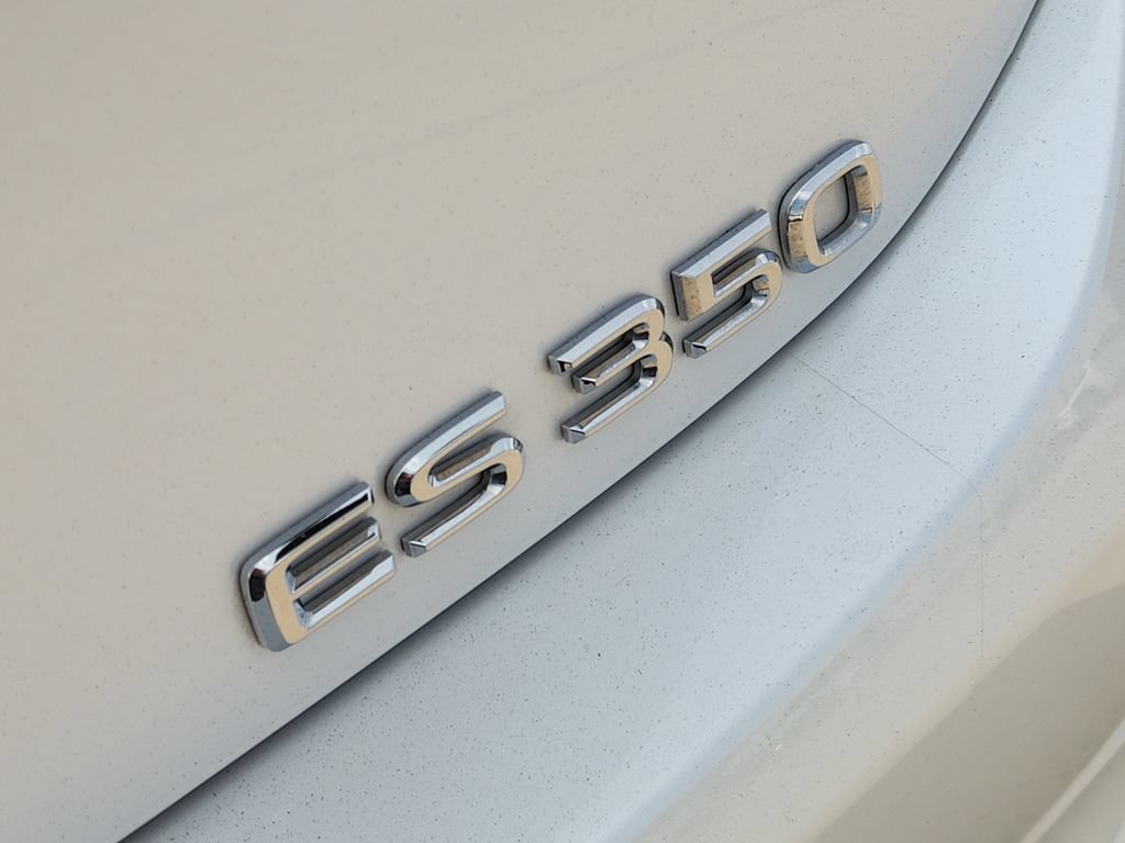 Used 2024 Lexus ES 350 w/ Premium Package FWD image 12