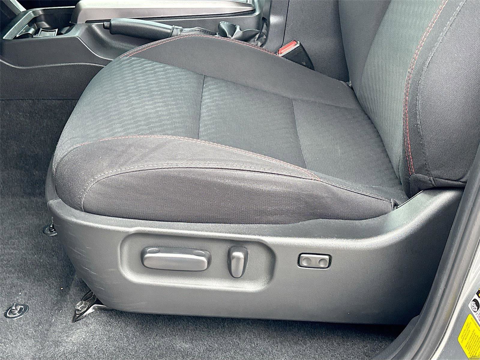 Used 2023 Toyota Tacoma SR5 w/ Technology Package AWD/4WD image 21