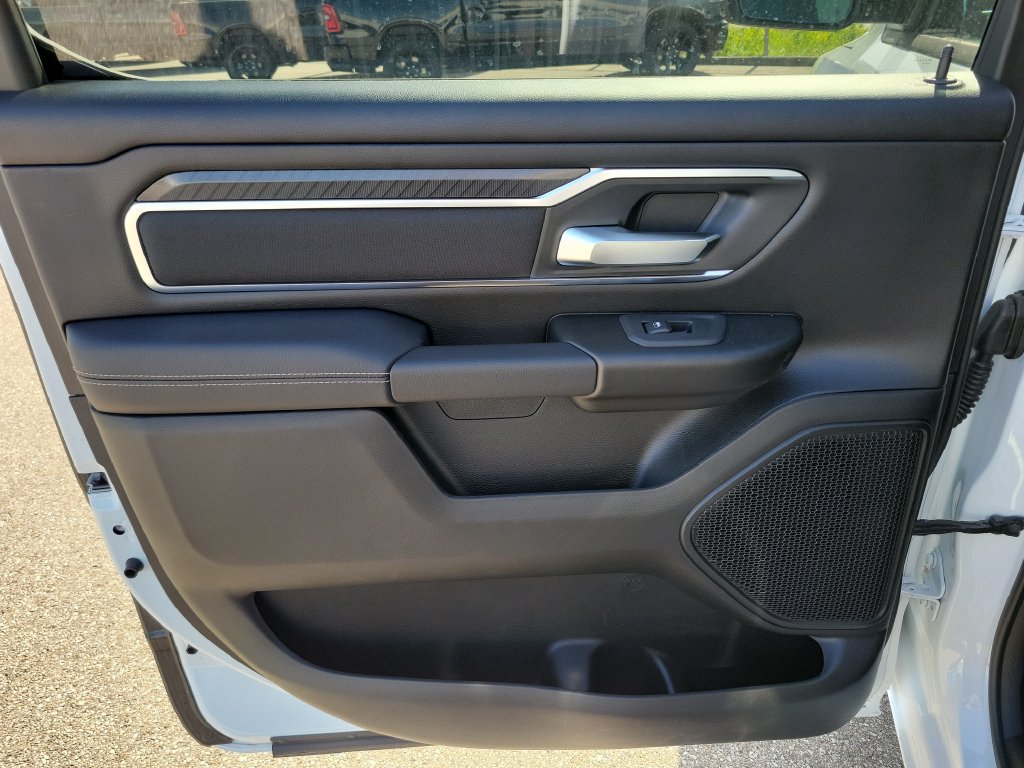 New 2027 RAM 1500 4x4 Crew Cab image 12