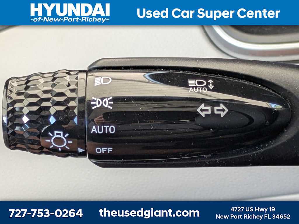 Certified 2023 Hyundai Tucson SEL w/ Winter Package FWD image 32