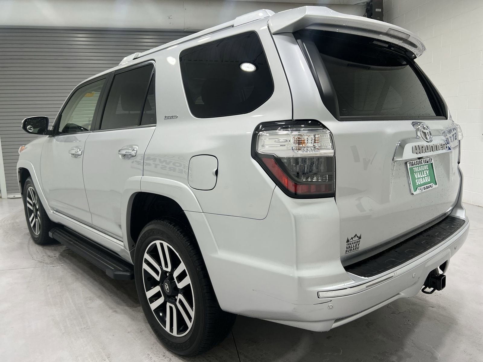 Used 2023 Toyota 4Runner Limited image 6