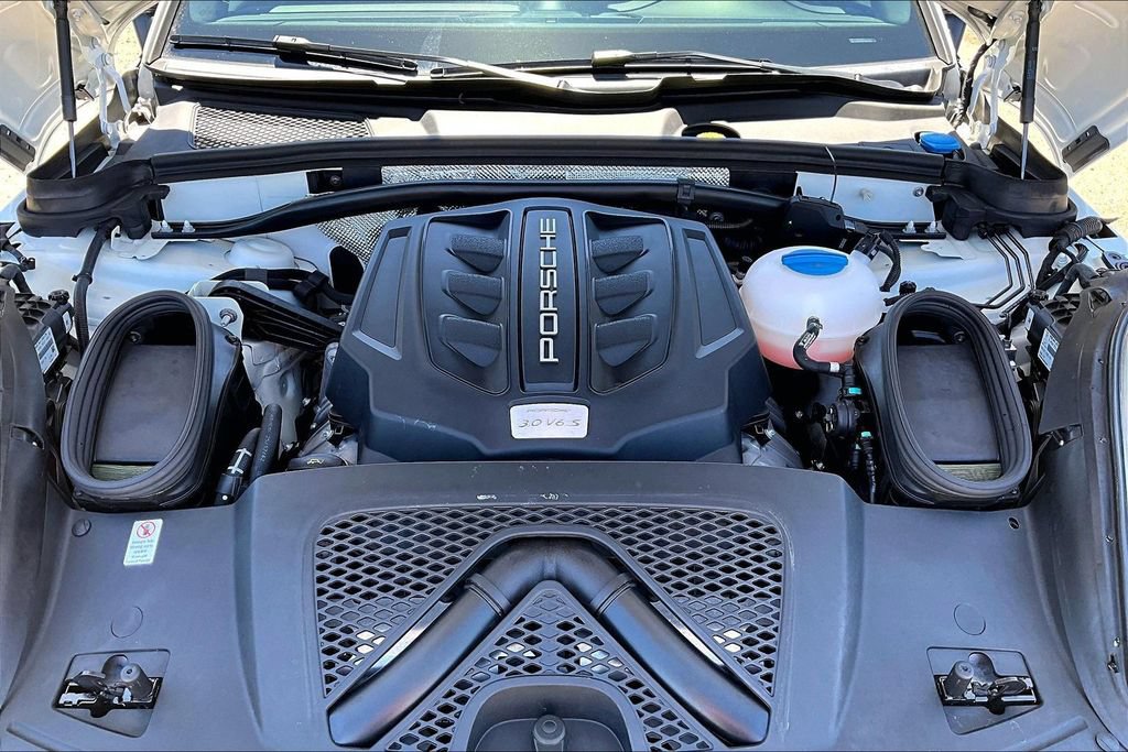 Used 2018 Porsche Macan S AWD/4WD image 29