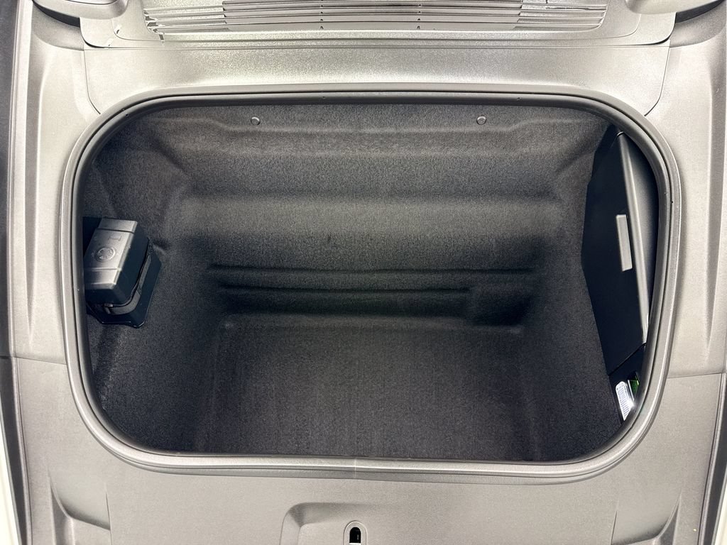 Certified 2026 Porsche 911 Carrera RWD image 27