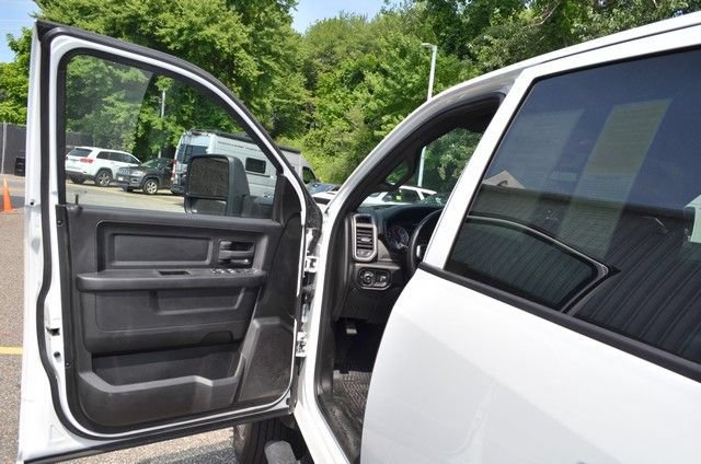 Used 2024 RAM 5500 Tradesman w/ Safety Group AWD/4WD image 13