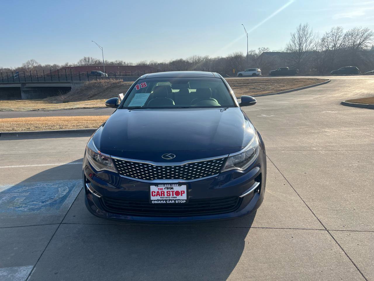Used 2018 Kia Optima EX w/ Premium Package image 3