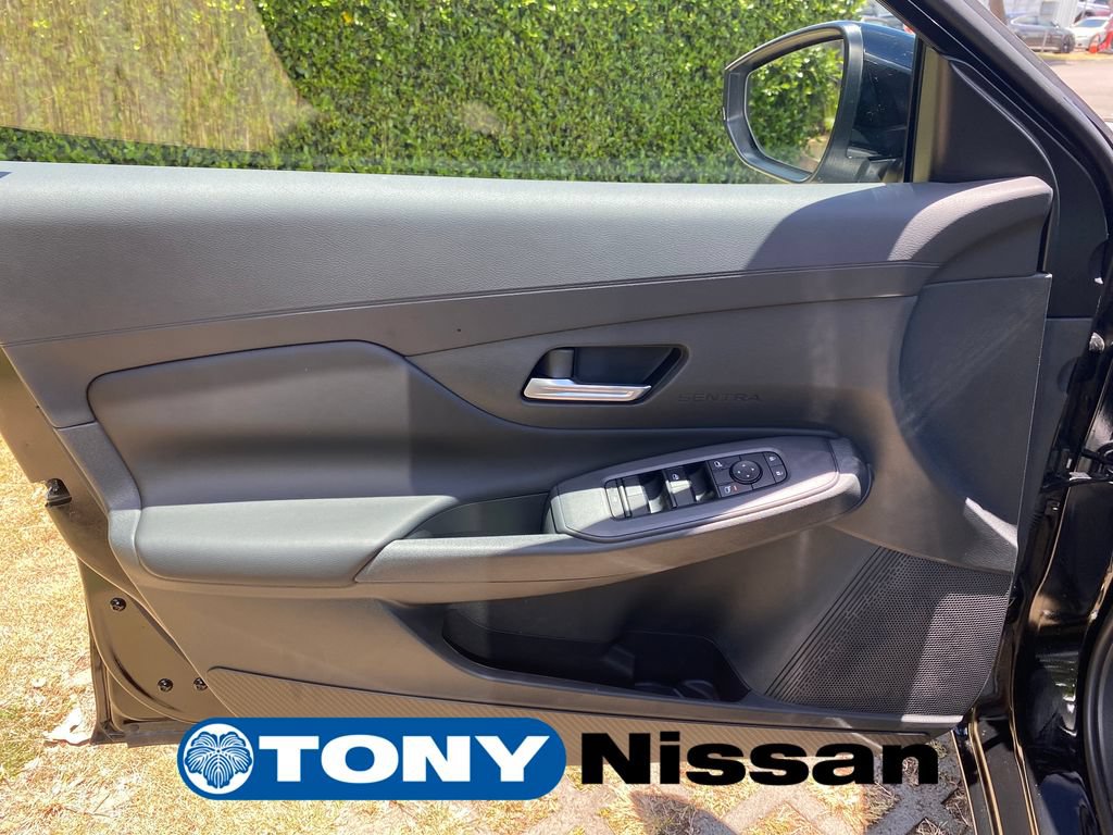 New 2026 Nissan Sentra SV w/ Floor Mat Package FWD image 31