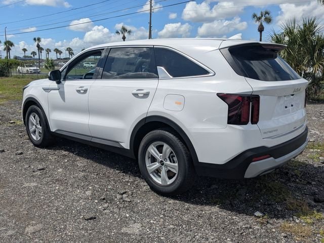 New 2026 Kia Sorento LX FWD image 4