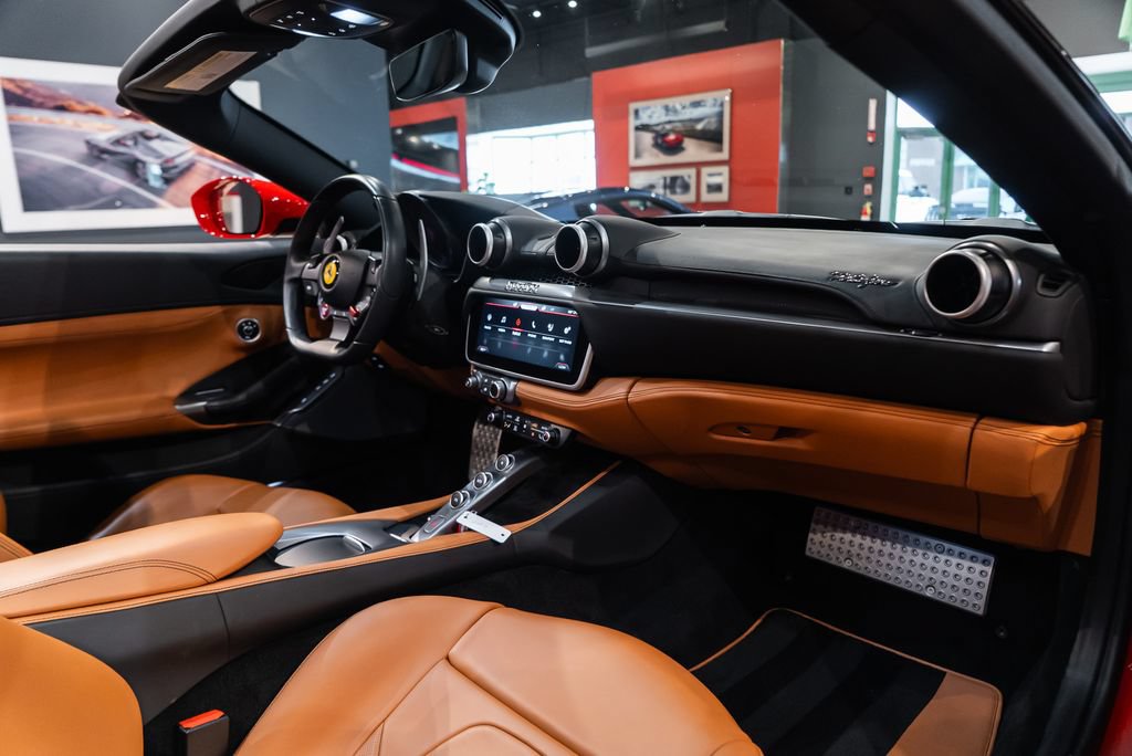 Certified 2020 Ferrari Portofino RWD image 55
