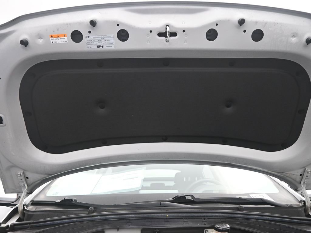 Used 2021 Hyundai Ioniq Limited image 21