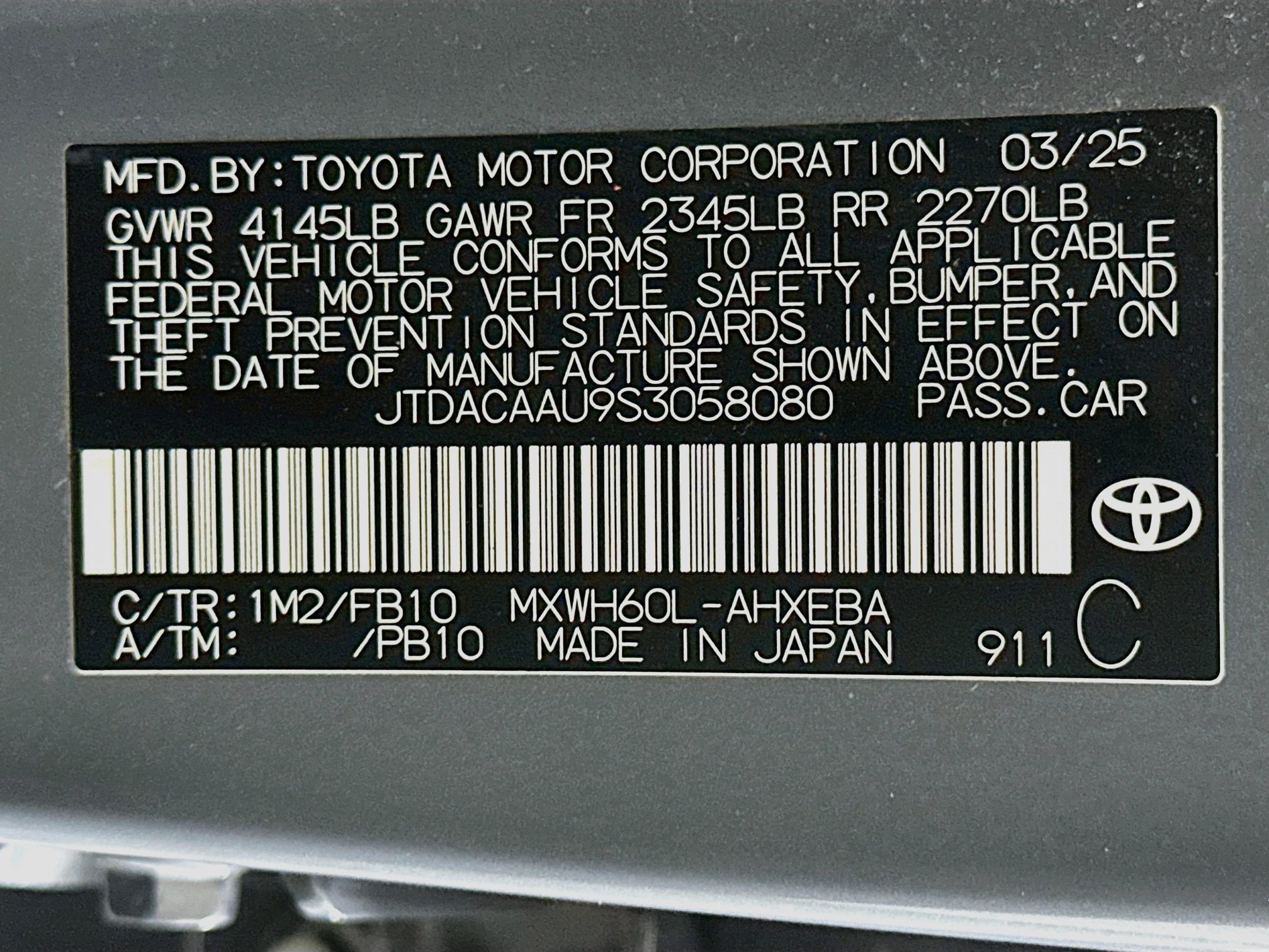 Used 2025 Toyota Prius LE FWD image 12