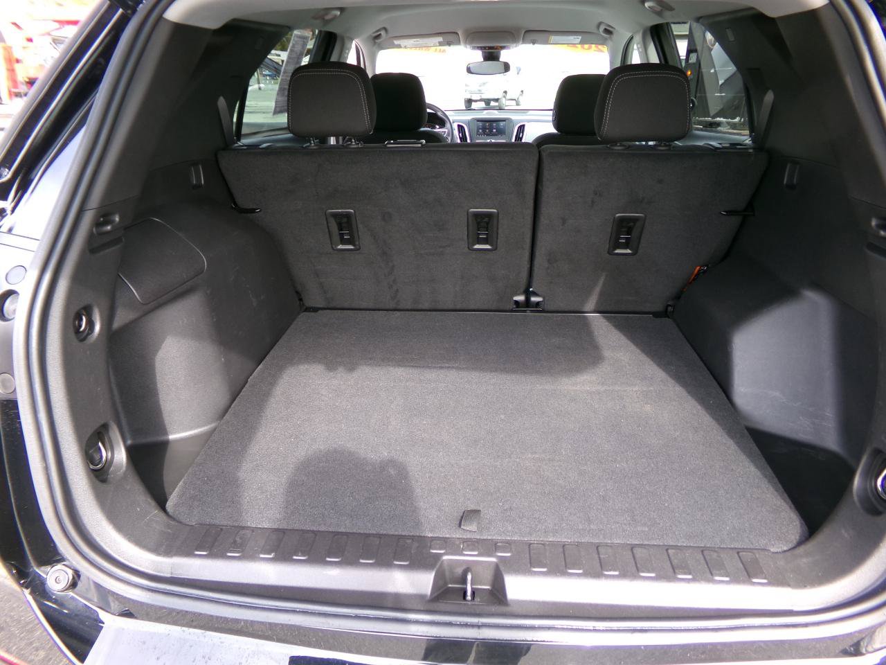 Used 2024 Chevrolet Equinox LS w/ LS Convenience Package AWD/4WD image 18