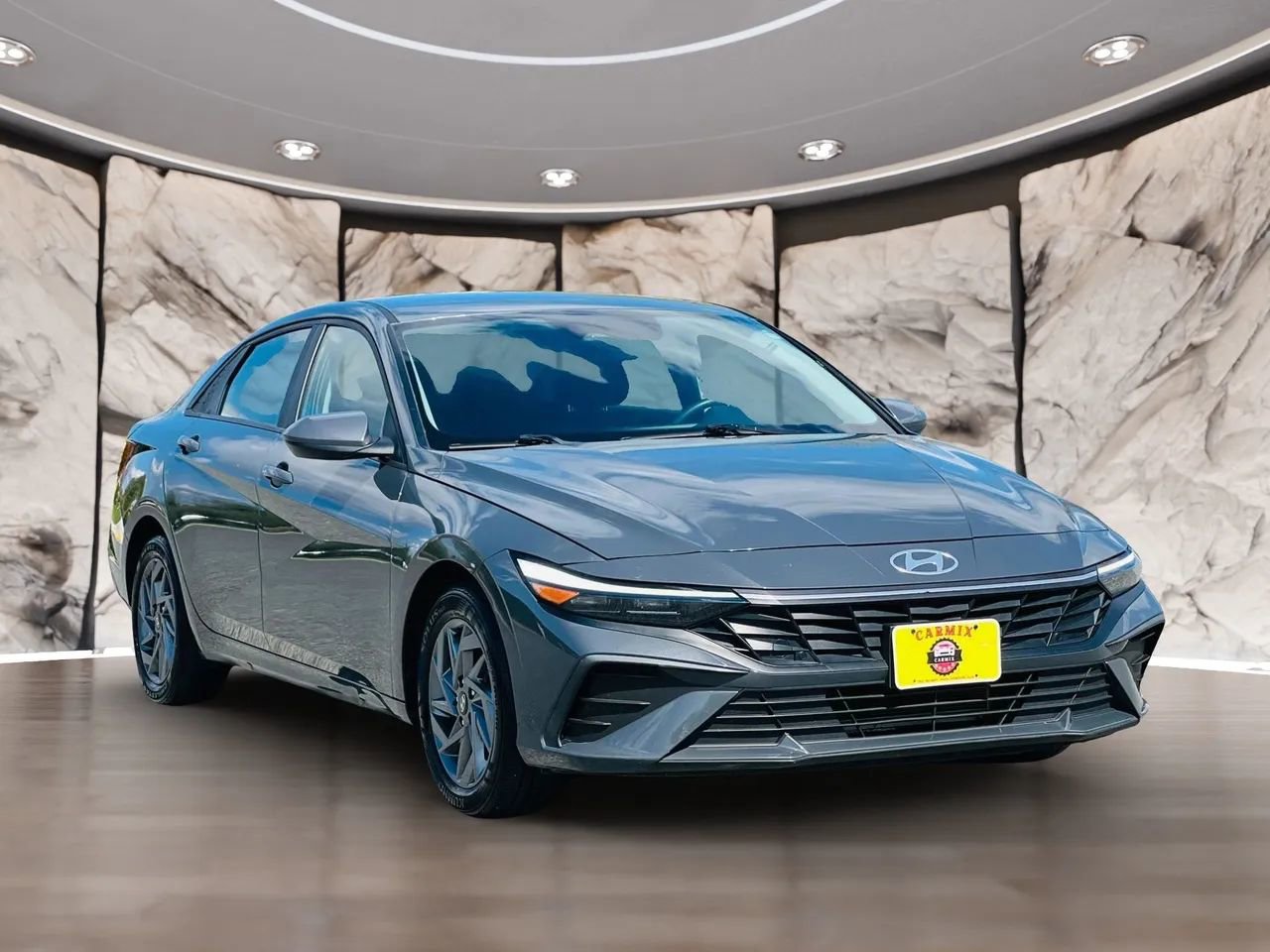 Used 2024 Hyundai Elantra SEL image 6