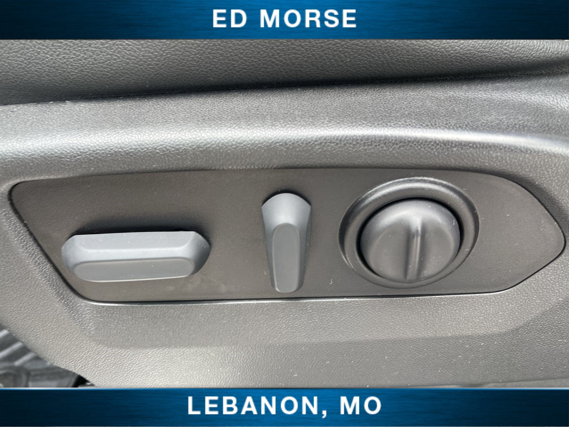 Used 2022 Chevrolet Silverado 1500 LTZ w/ Technology Package AWD/4WD image 33