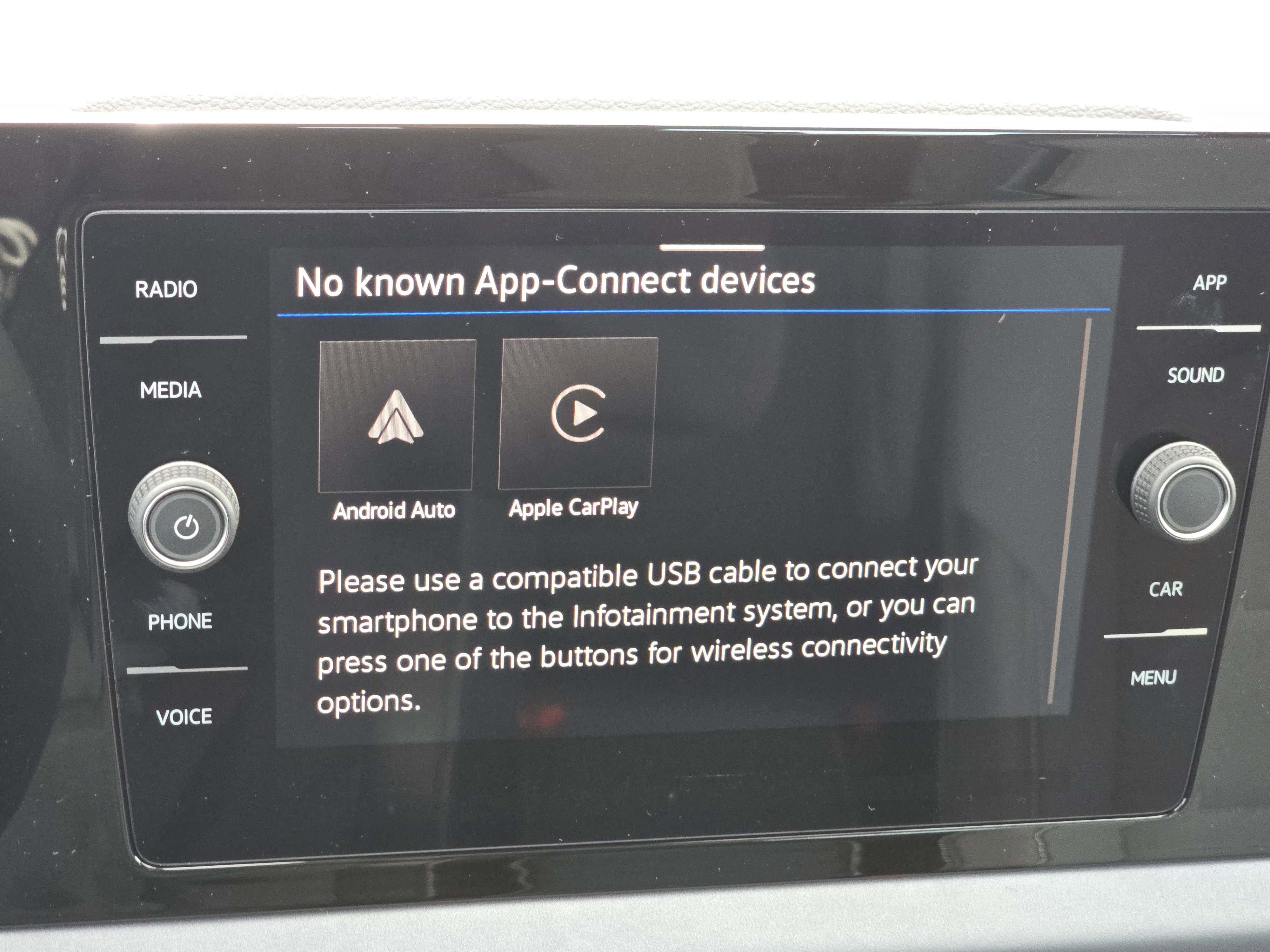 New 2026 Volkswagen Jetta SE image 10