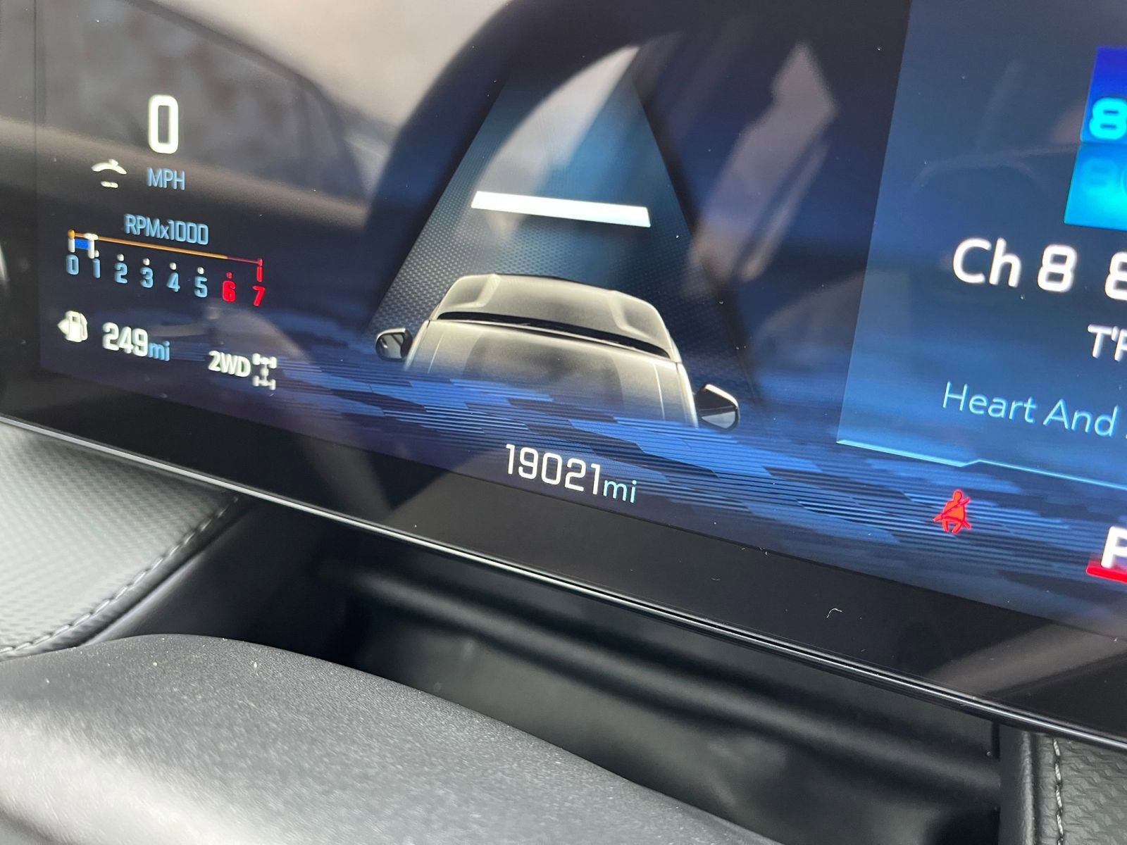 Used 2025 Chevrolet Equinox LT image 40