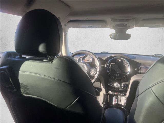 Used 2020 MINI Cooper S image 19