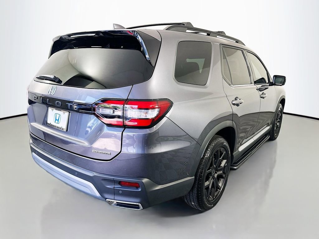 Certified 2025 Honda Pilot Touring image 5