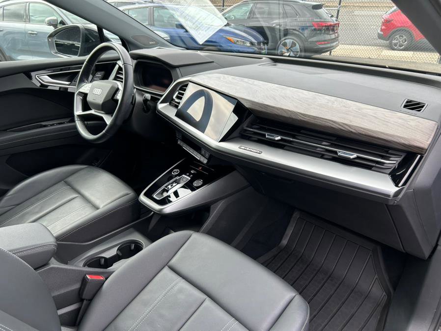 Used 2023 Audi Q4 e-tron Prestige w/ 20" Wheel Package image 28