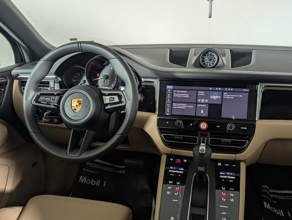 New 2026 Porsche Macan image 21