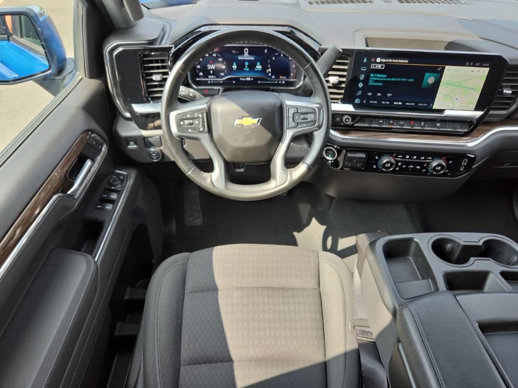 Used 2025 Chevrolet Silverado 1500 LT RWD image 32