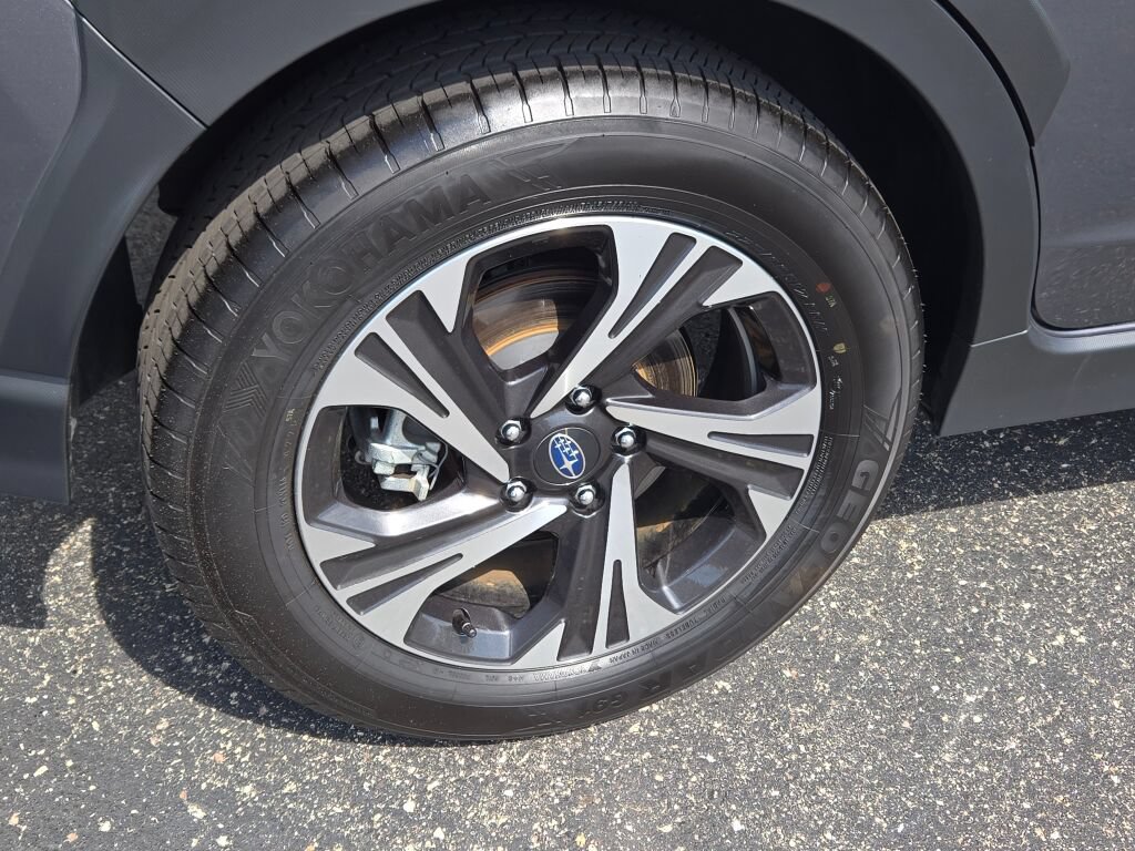 Certified 2026 Subaru Crosstrek 2.5i Premium AWD/4WD image 10