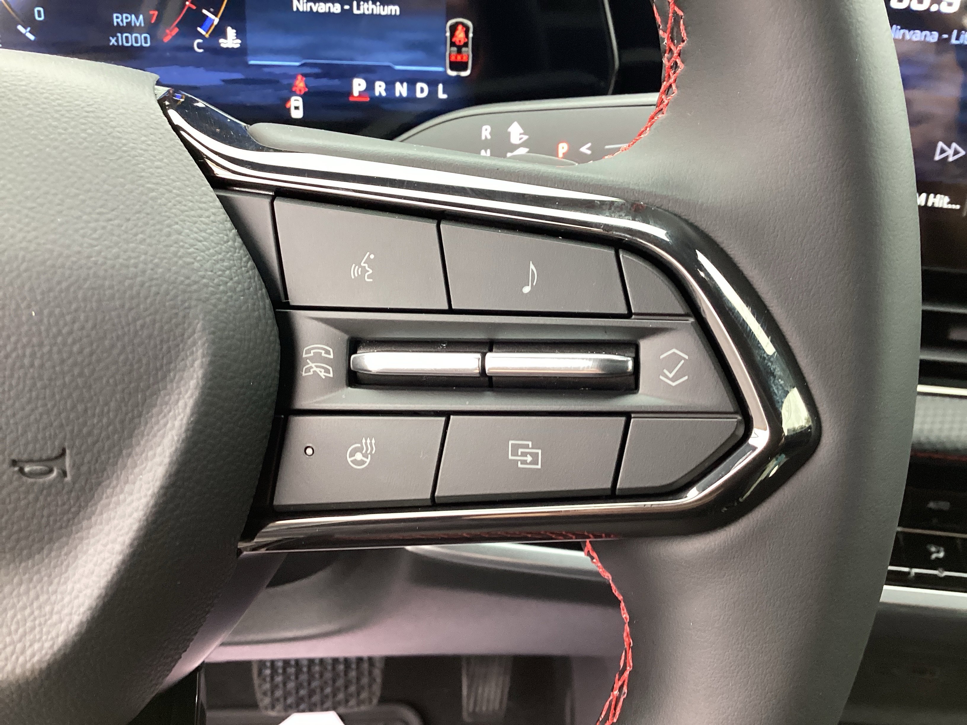 New 2026 Chevrolet Equinox RS image 17