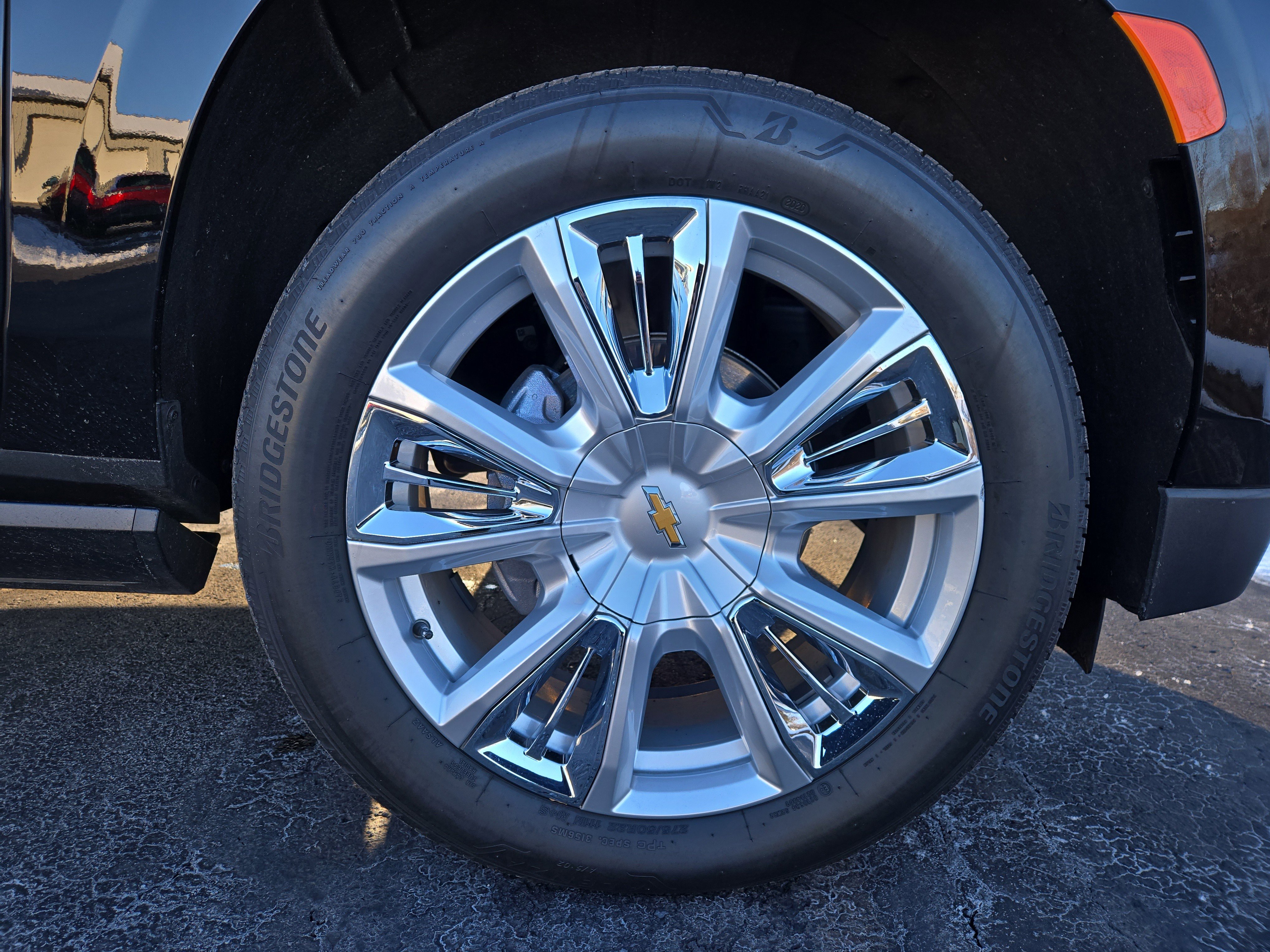 Used 2021 Chevrolet Tahoe High Country w/ Premium Package image 11