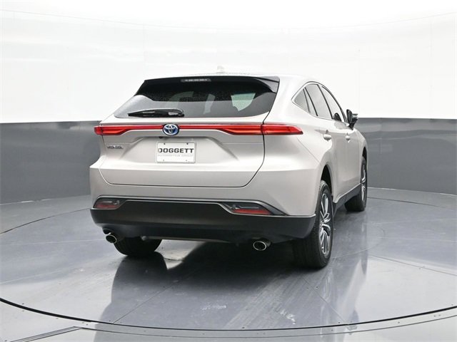 Used 2024 Toyota Venza LE image 11