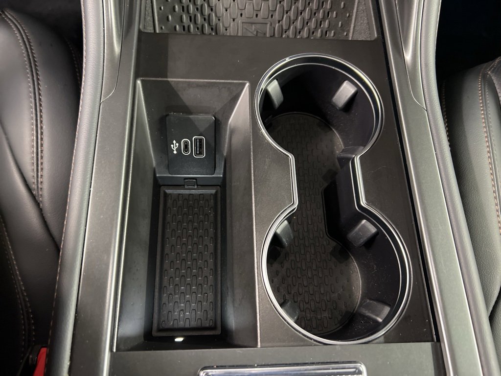 Certified 2025 Lincoln Nautilus Premier w/ Equipment Group 102A image 16