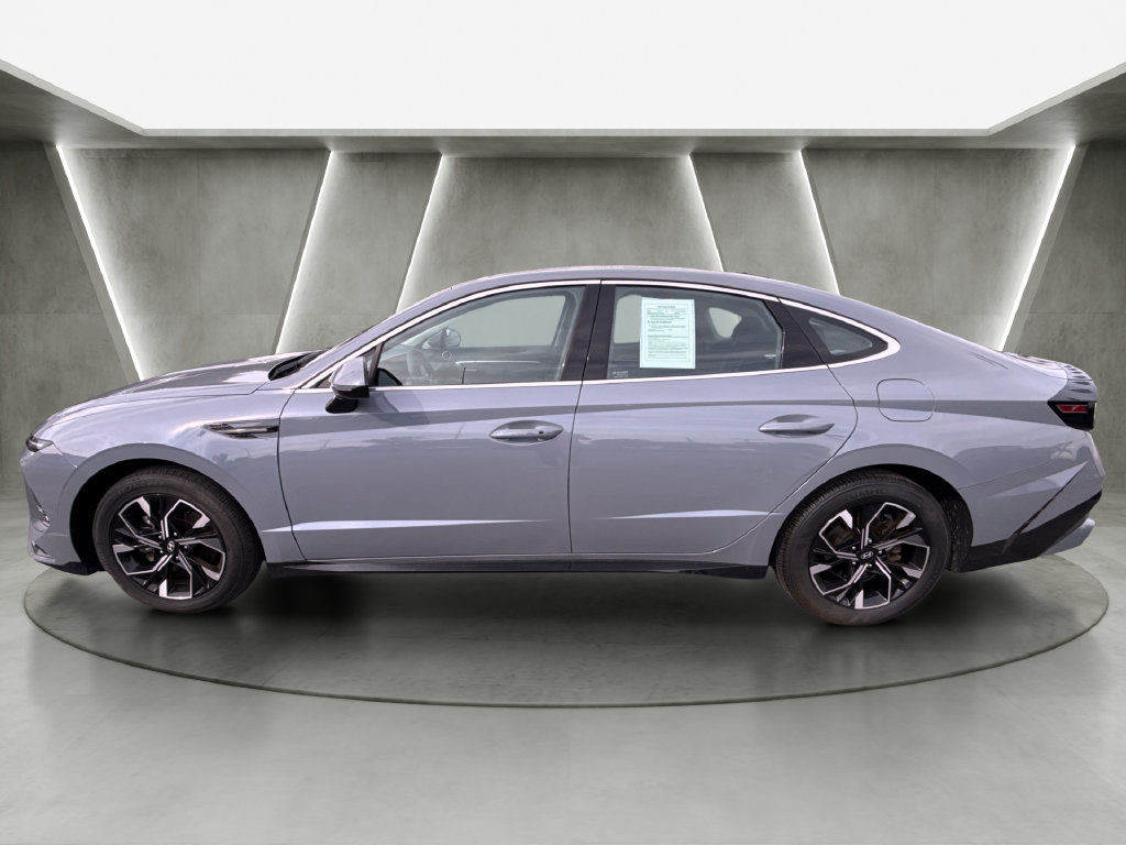 Used 2025 Hyundai Sonata SEL FWD image 6
