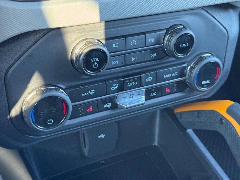 Used 2023 Ford Bronco Badlands w/ Sasquatch Package image 22