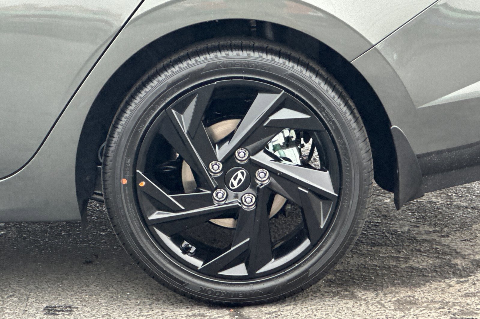 New 2026 Hyundai Elantra Sport FWD image 24