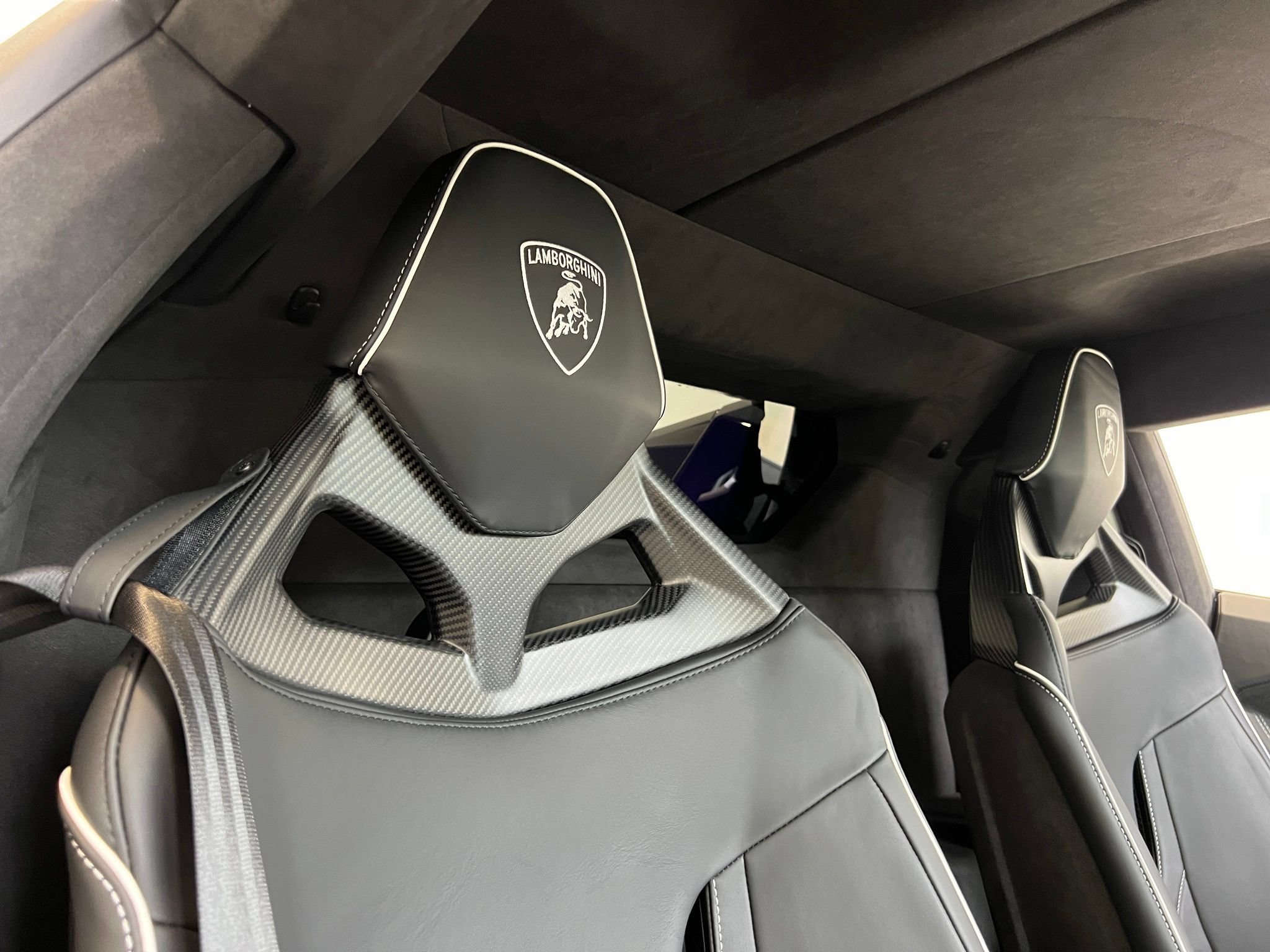 Used 2026 Lamborghini Temerario AWD/4WD image 23