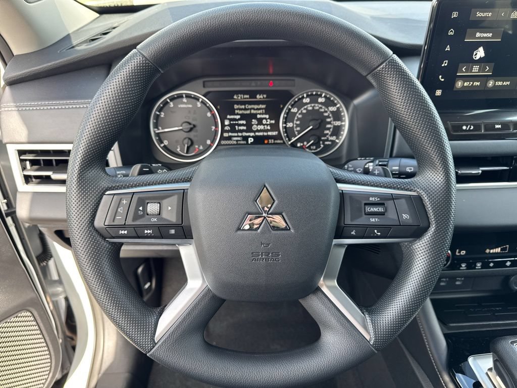 New 2026 Mitsubishi Outlander ES AWD/4WD image 8