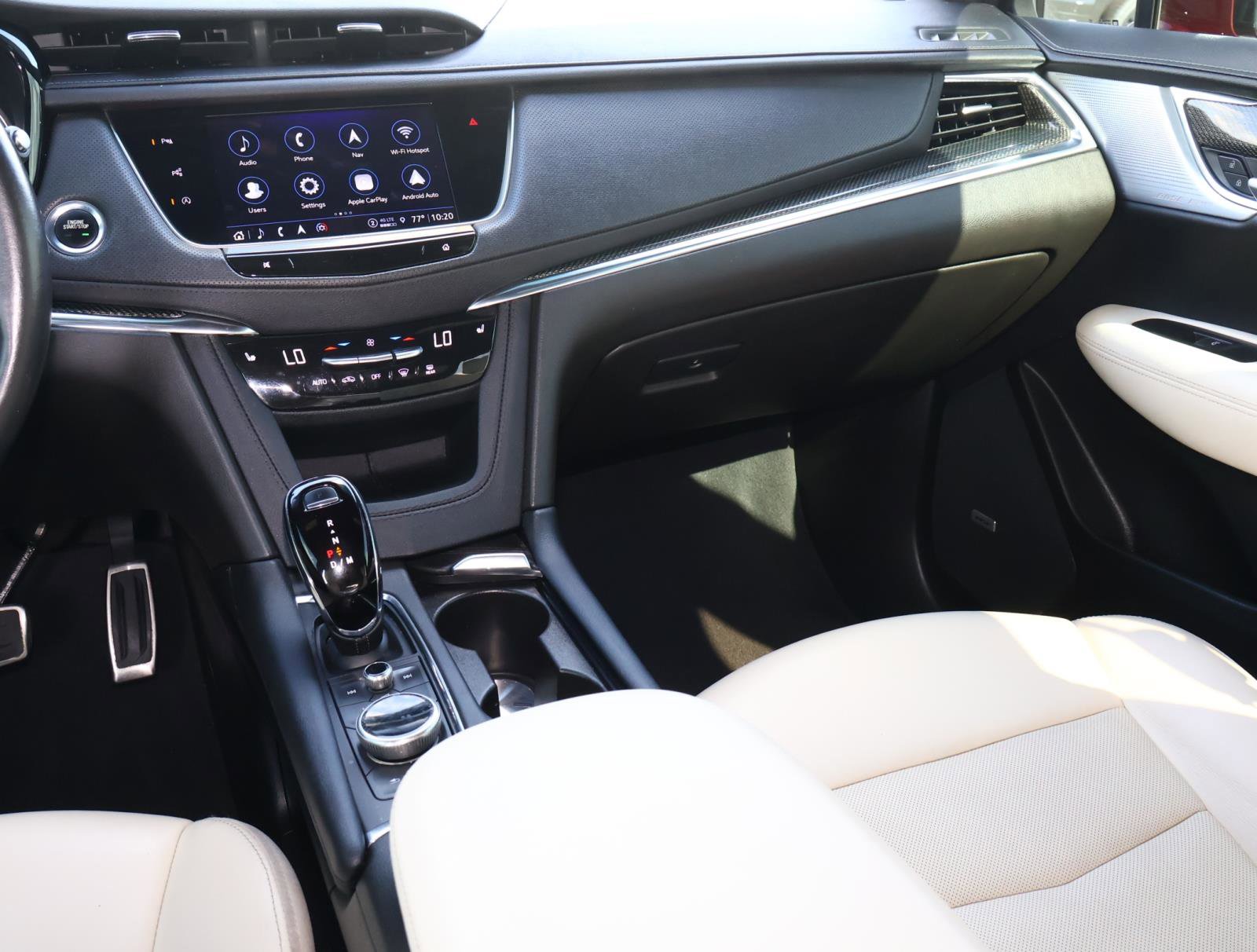 Certified 2023 Cadillac XT5 Sportv w/ Technology Package image 17