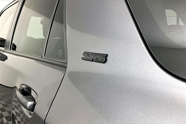 Used 2021 Toyota 4Runner SR5 image 24