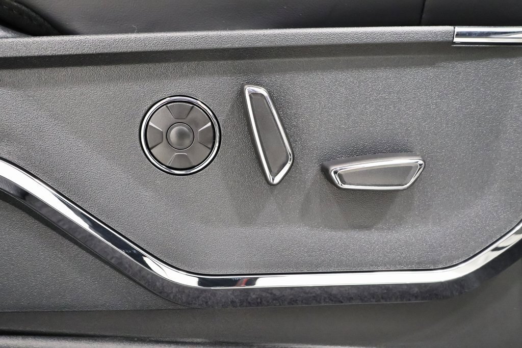 New 2025 Ford F150 Platinum w/ Equipment Group 702A High image 17