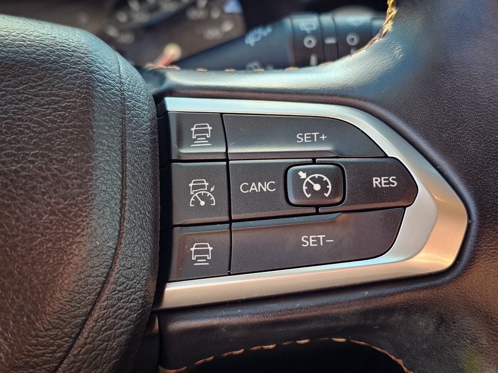 Used 2022 Jeep Compass Limited AWD/4WD image 20