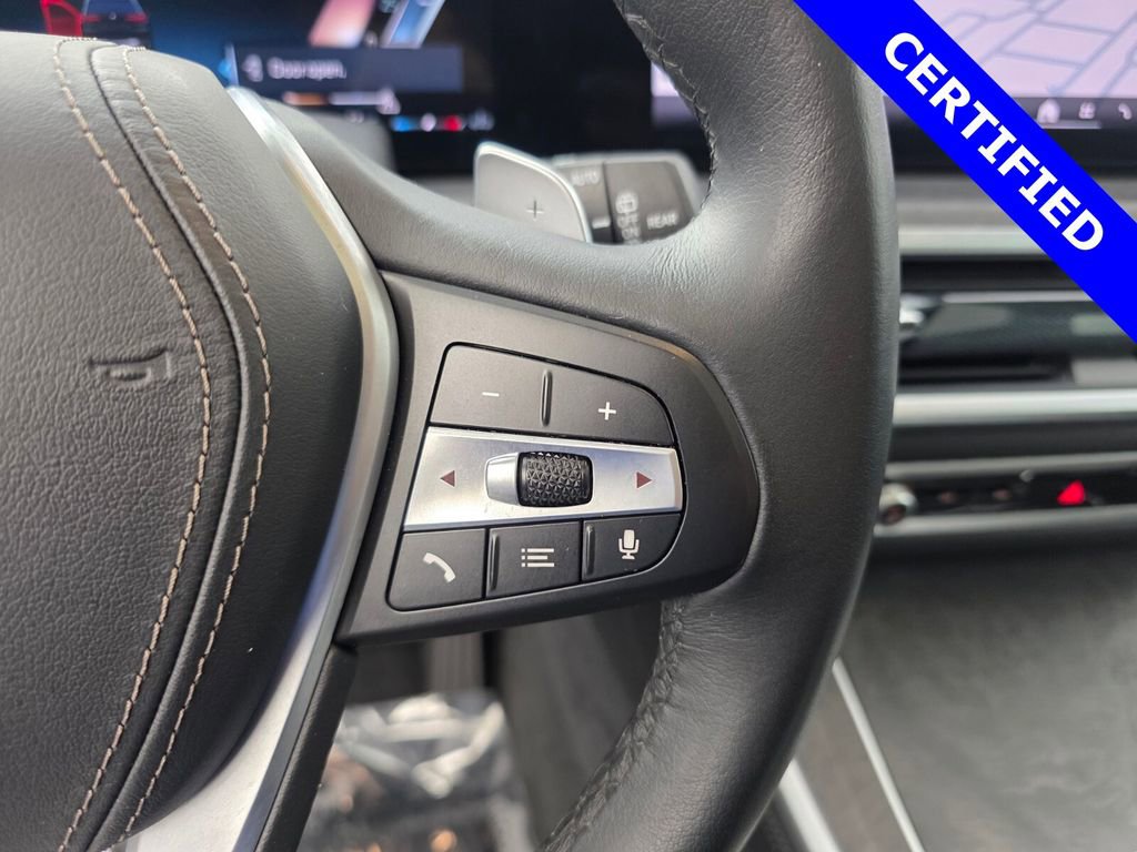 Certified 2025 BMW X5 sDrive40i w/ Premium Package image 17